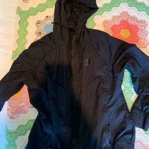 windbreaker